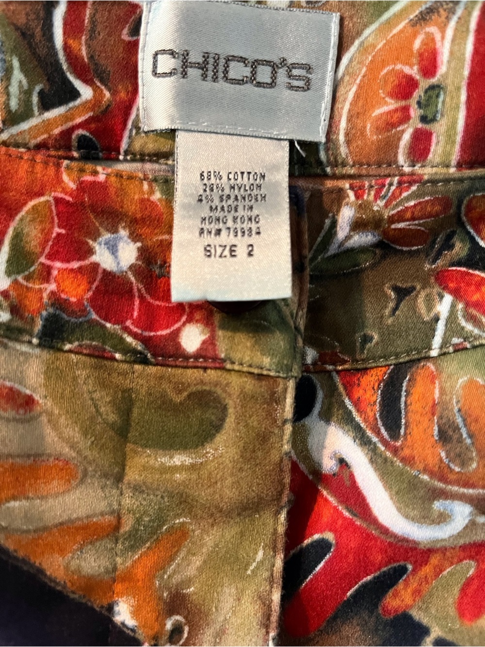 Chico's Multicolor Floral Button-Front Top in Olive, Rust & Red - Picture 2 of 4